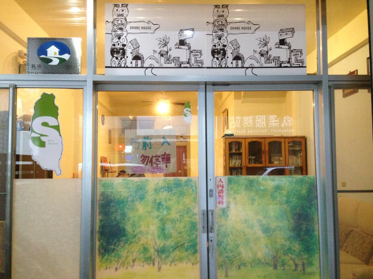 Handy Hostel Hualien Buitenkant foto