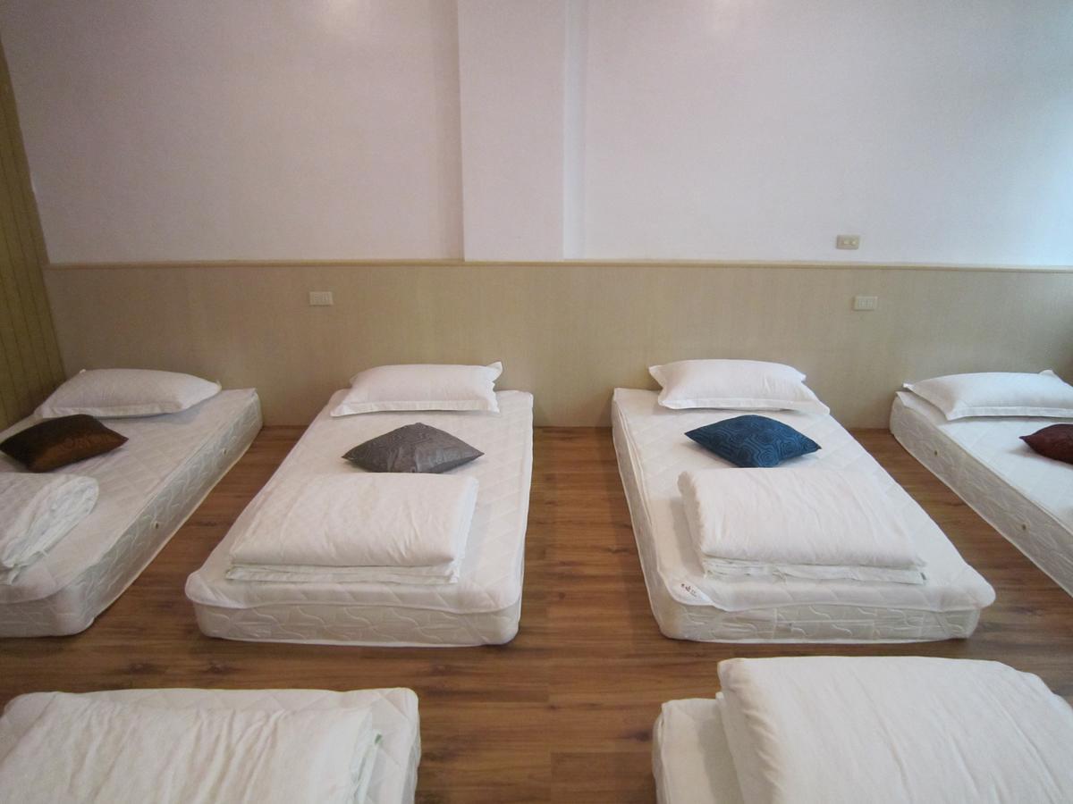 Handy Hostel Hualien Buitenkant foto