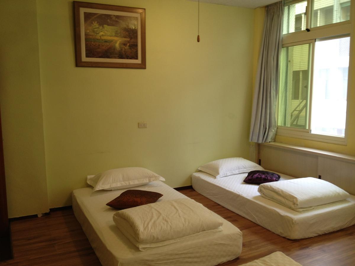Handy Hostel Hualien Buitenkant foto