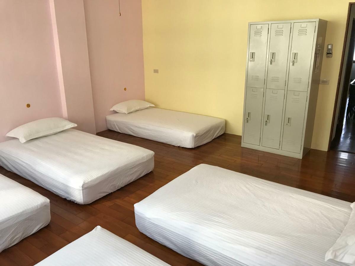 Handy Hostel Hualien Buitenkant foto