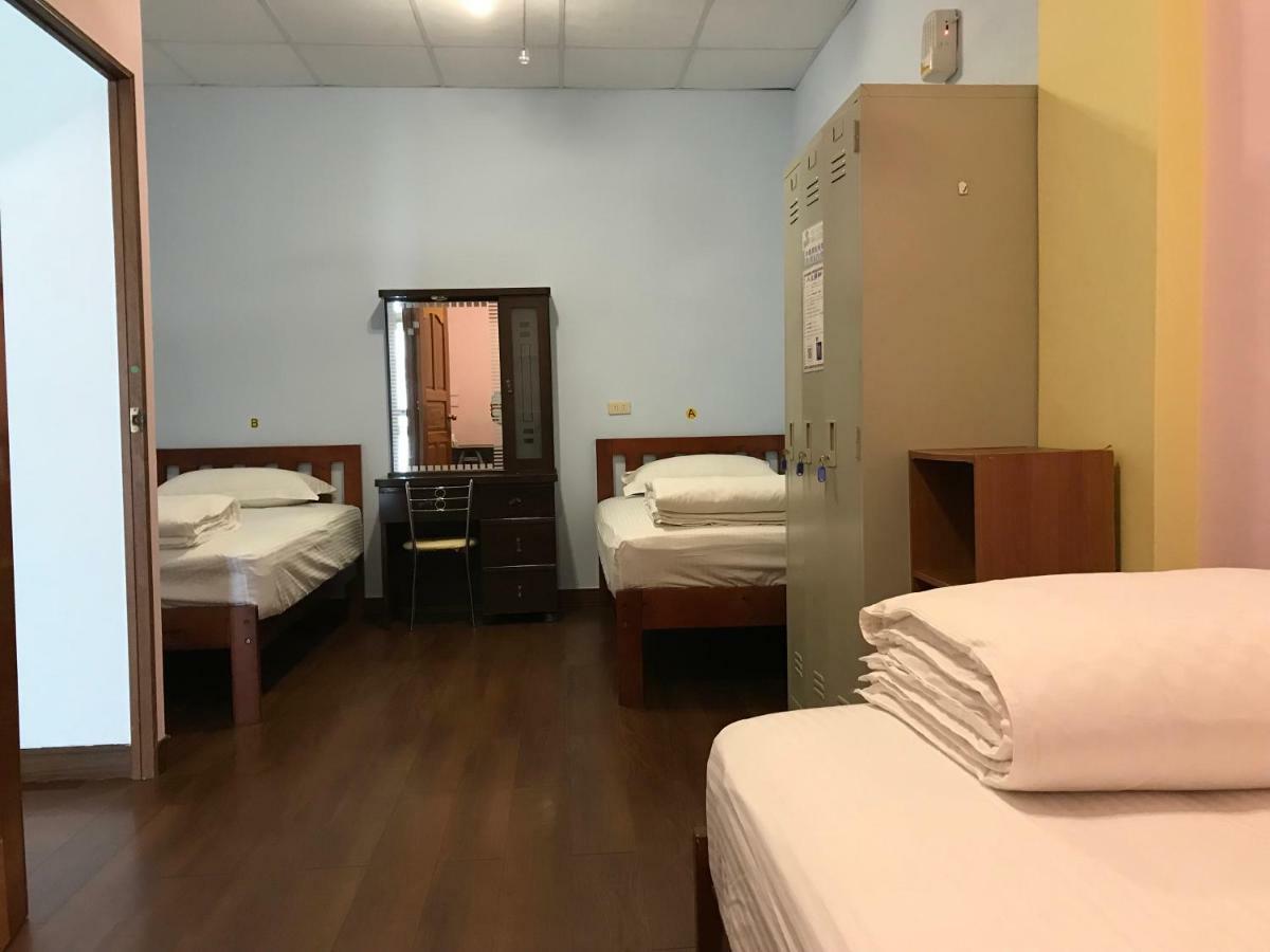 Handy Hostel Hualien Buitenkant foto